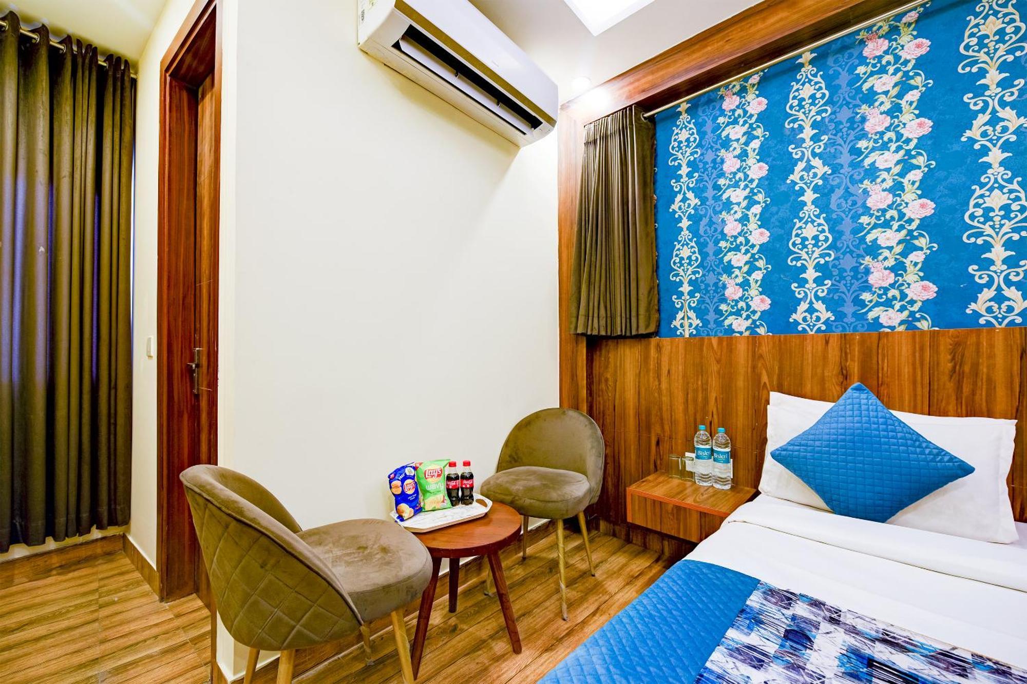 Rosewood Suites A Family Hotel Near Delhi Airport Nuova Delhi Esterno foto